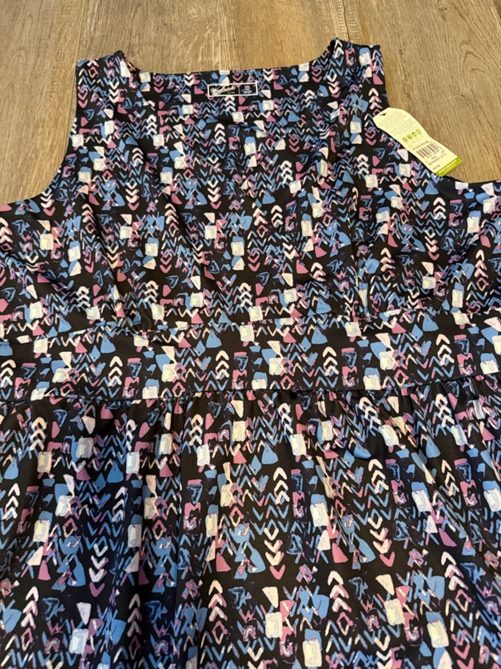 Women’s Woolrich blue and pink sleeveless midi sundress with a geometric pattern - Picture 2 of 7